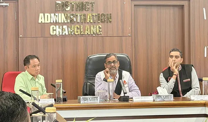 CS reviews SIR progress, developmental projects in C'lang