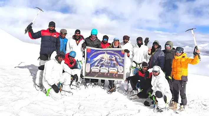 2 Jat Bn scales Mt Khangchengyao in north Sikkim