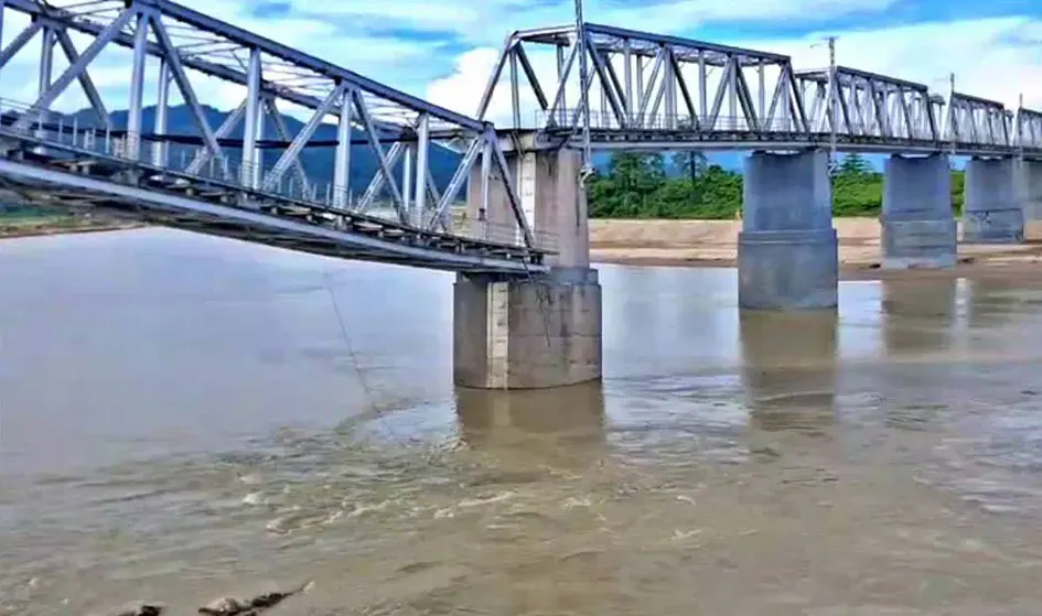 Early renovation of railway bridge demanded