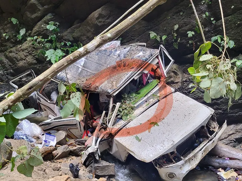 Five lose lives in Seppa road mishap