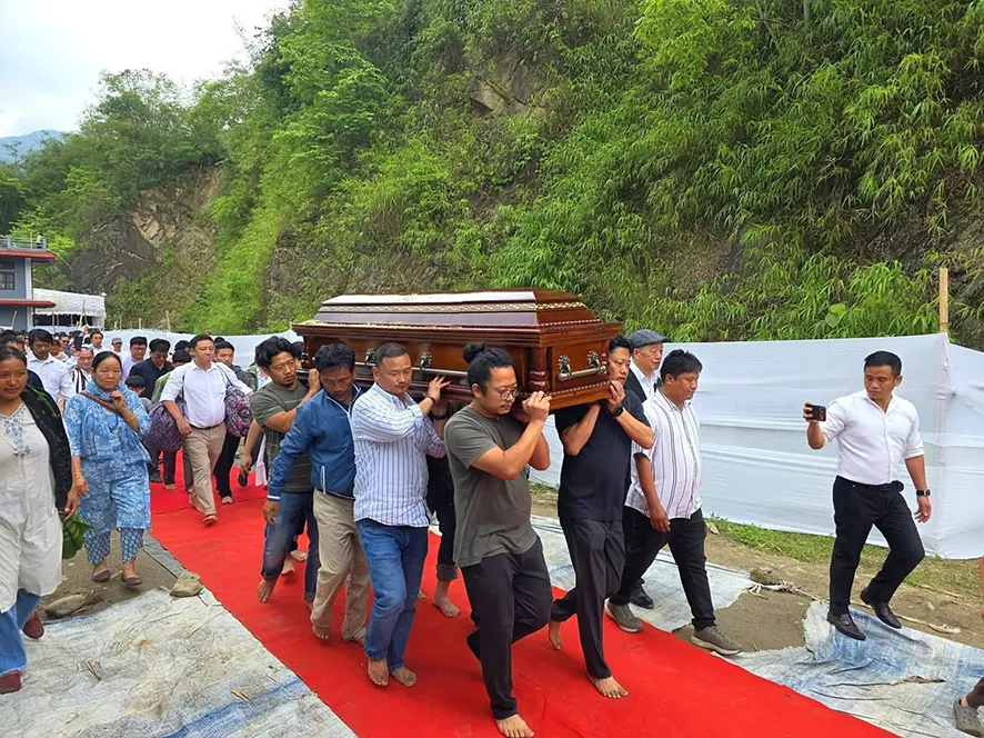Mortal remains of Dr Bengia Tolum laid to rest