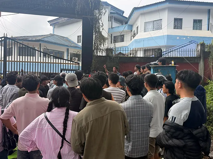 Students protest demanding release of scholarship