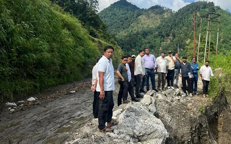 Complete restoration of Hoj-Potin road to take another 2 months