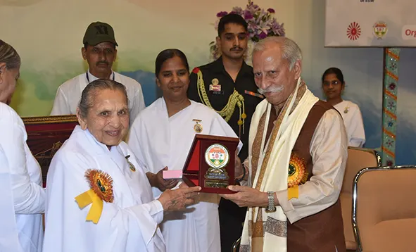 Guv inaugurates national dialogue for security forces