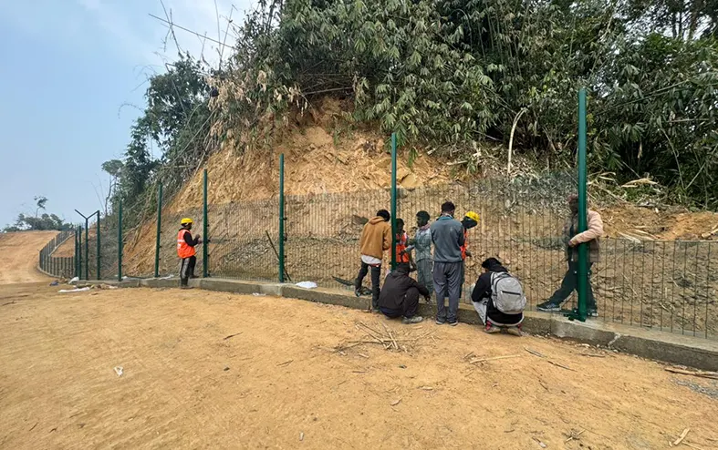 Indo-Myanmar border fencing begins amidst tight security