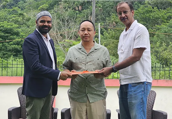 MLA signs MoU with Ekluvya to strengthen education in K/Panyor