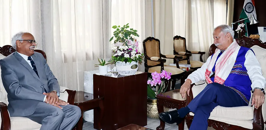 Guv highlights need for holistic healthcare approach