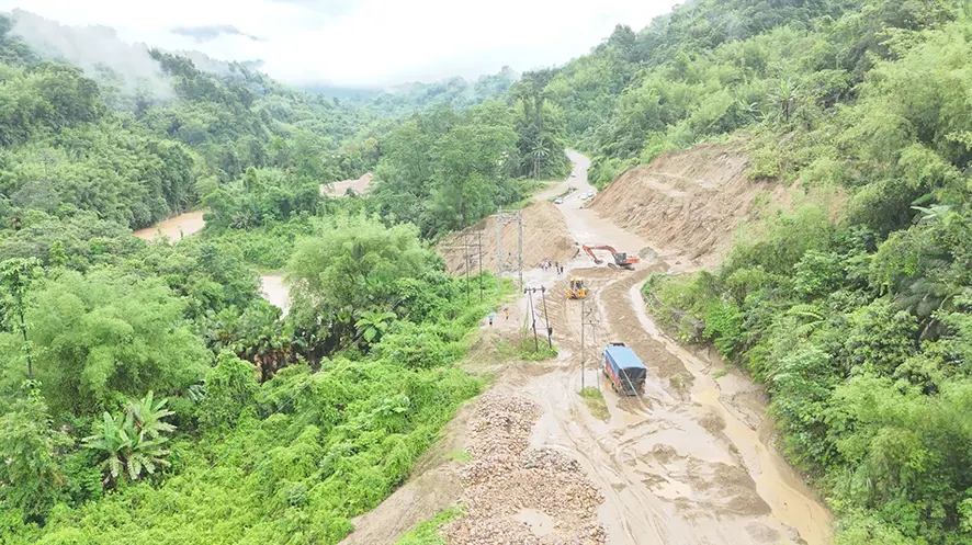 Landslide disrupts road connectivity