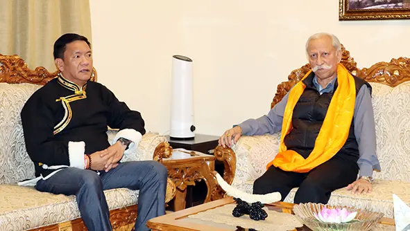 DCs key link between govt and people: Guv