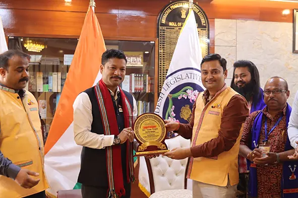 Delegation under Inter State Youth Exchange Prog visits APLA