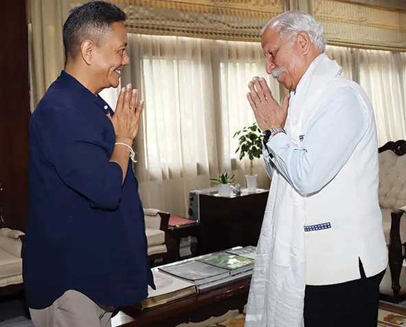 Guv reviews Arunachal’s overall education scenario