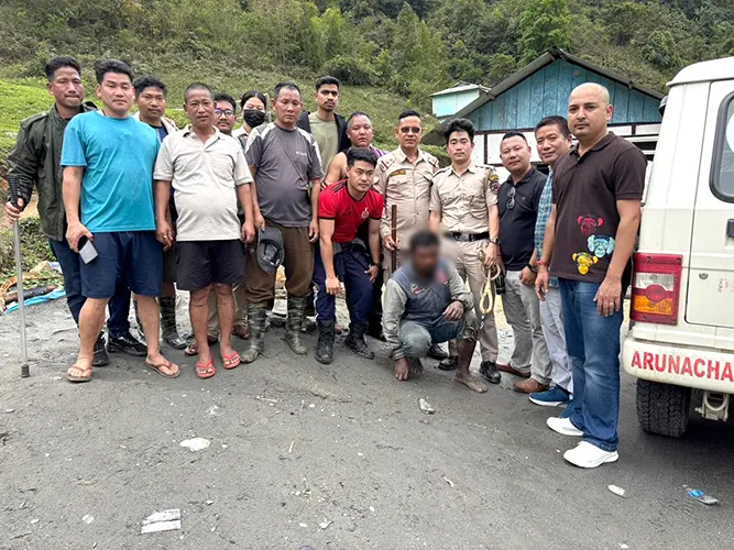 Murder convict flees jail, rearrested within hours