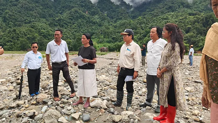 MLA inspects flash flood-affected areas in Dari circle