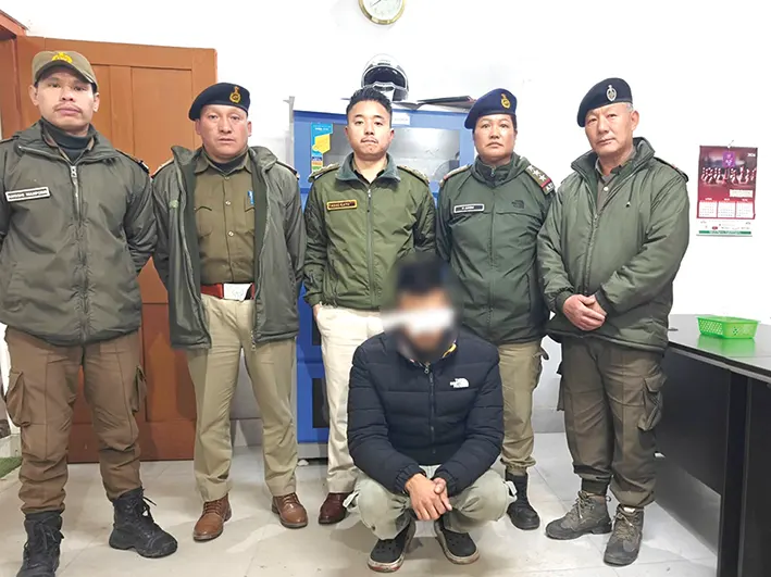 Taxi driver stabbed to death in Tawang